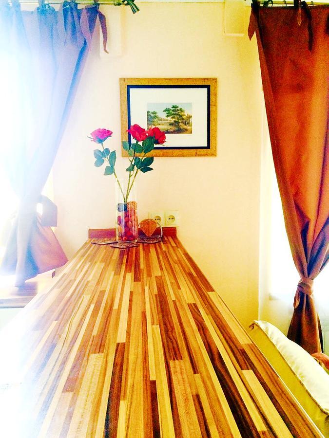Apartment Voznesenskaya 25 Dnipro Eksteriør bilde